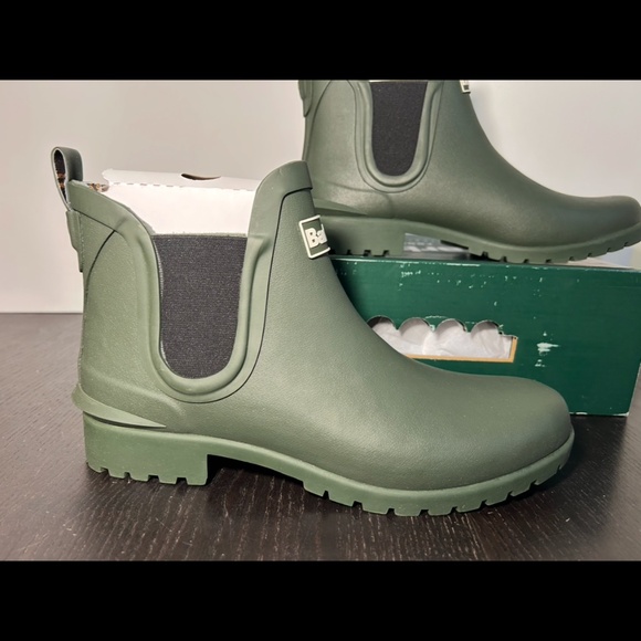 Barbour Wilton Wellington Chelsea Rain Boots Olive Green Womans 9 - Picture 1 of 16